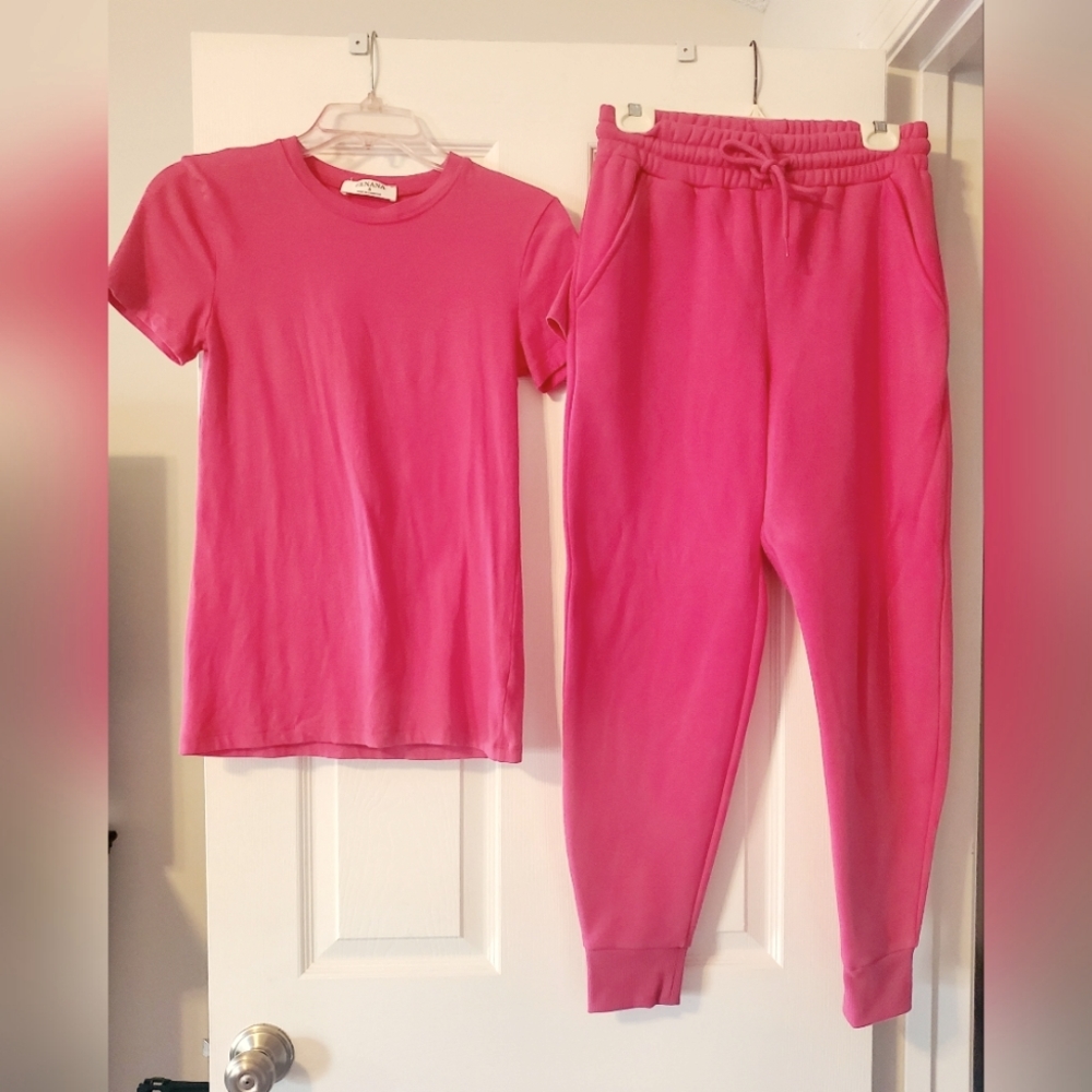 Hot Pink 2 piece jogger set - Picture 2 of 4